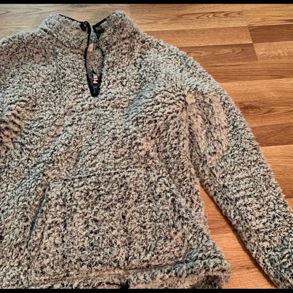 PINK fuzzy Sherpa - Picture 2 of 5